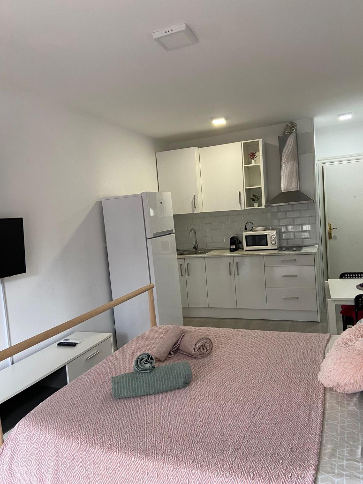 Joan Miro Appartement Torremolinos Buitenkant foto